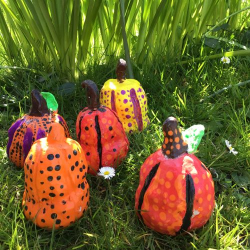 Pumpkinsingrass5
